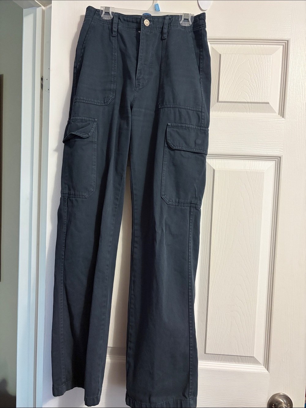 Zara Woman’s Cargo Pants in Dark Grey - Classic Utility Style